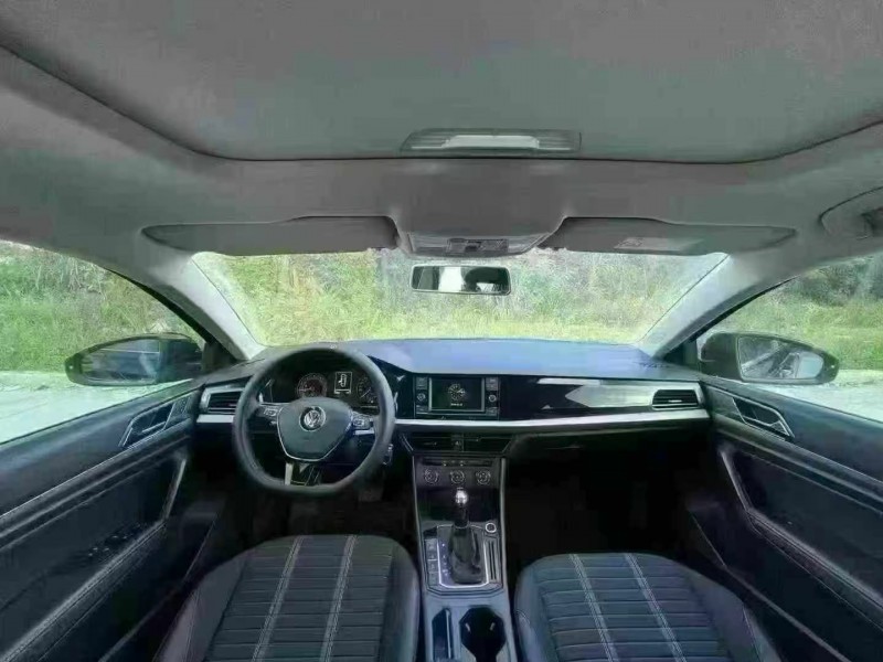 汕头19年大众朗逸5