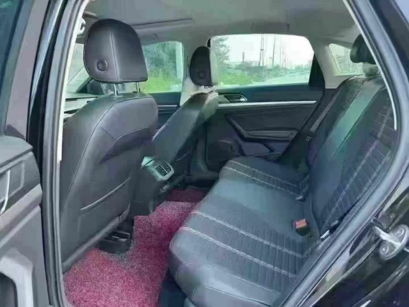 汕头19年大众朗逸6