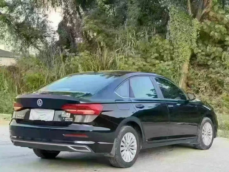 汕头19年大众朗逸8