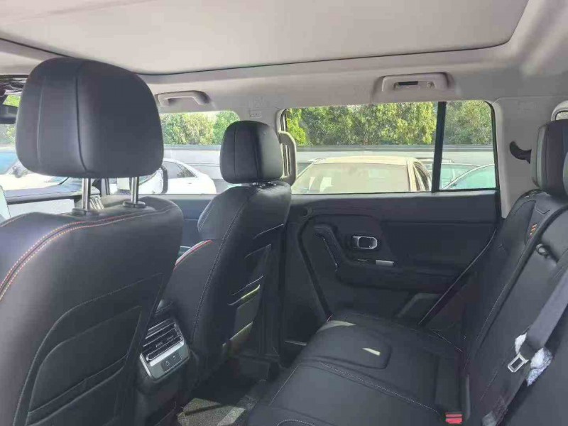 十堰25年奇瑞捷途6