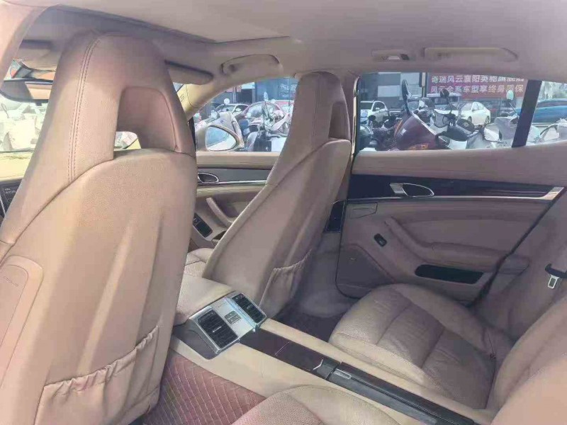 荆门12年保时捷帕拉梅拉4