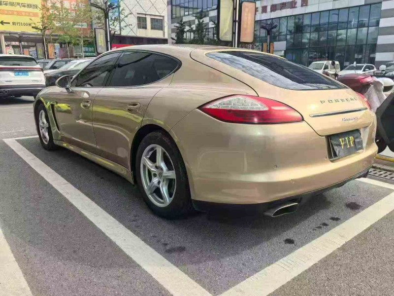 荆门12年保时捷帕拉梅拉7