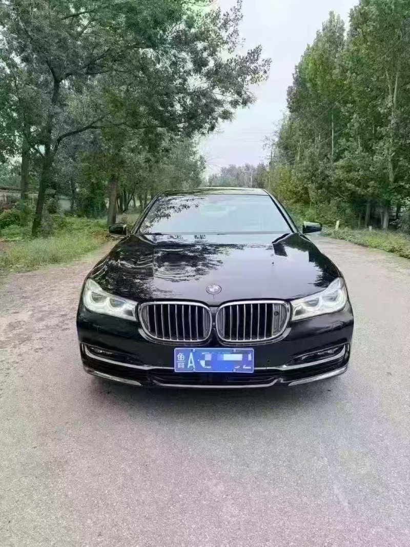 菏澤18年寶馬7系1