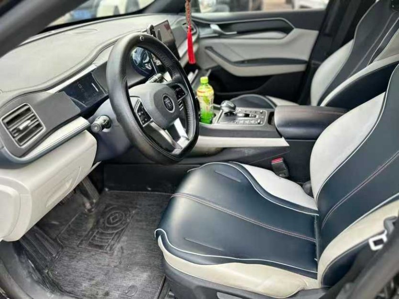 東莞23年比亞迪秦4