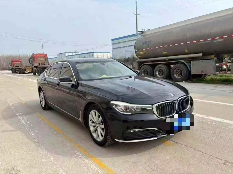 菏澤17年寶馬7系3