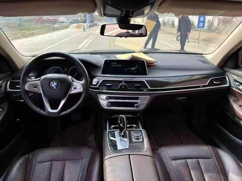 菏澤17年寶馬7系5