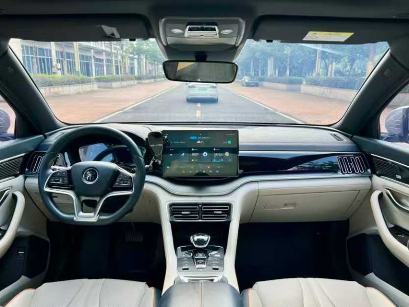 东莞22年比亚迪宋3