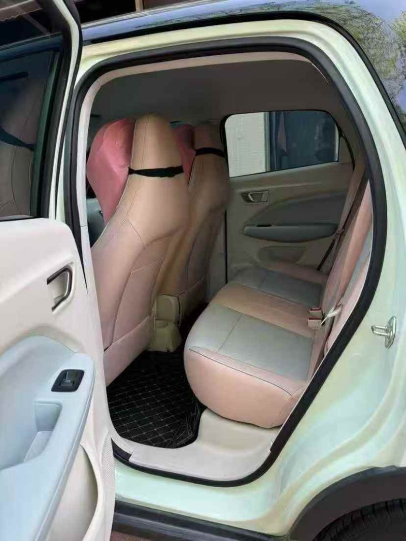 广州24年零跑汽车T036