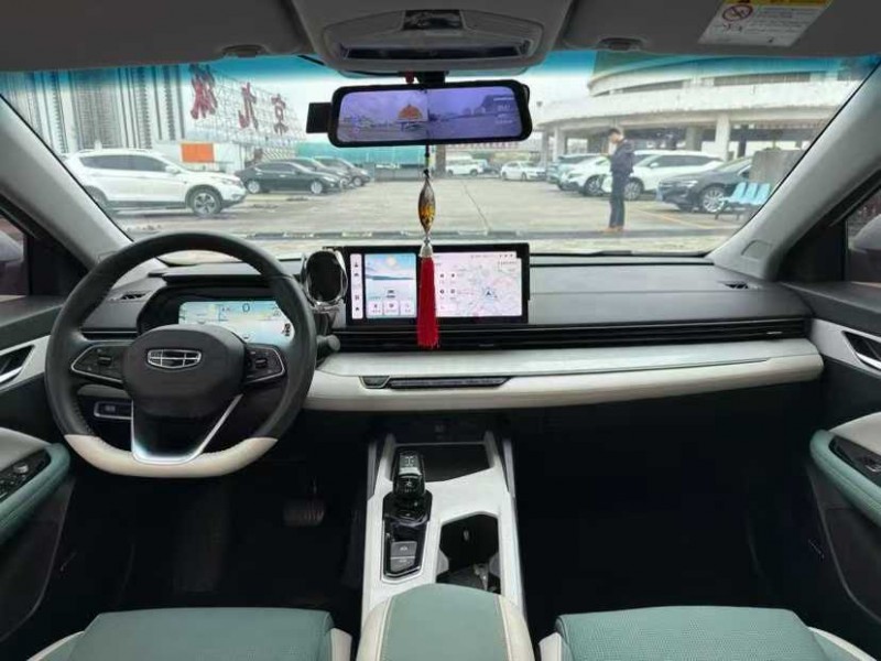 东莞23年吉利帝豪5