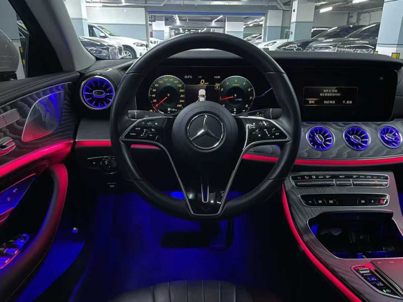 广州23年奔驰CLS5