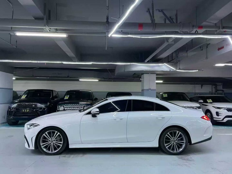 广州23年奔驰CLS8