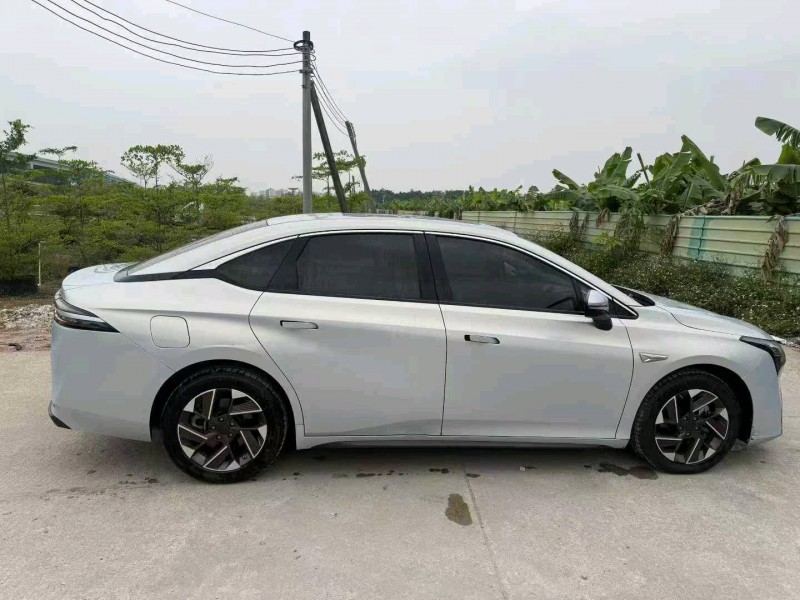 中山23年传祺埃安S3