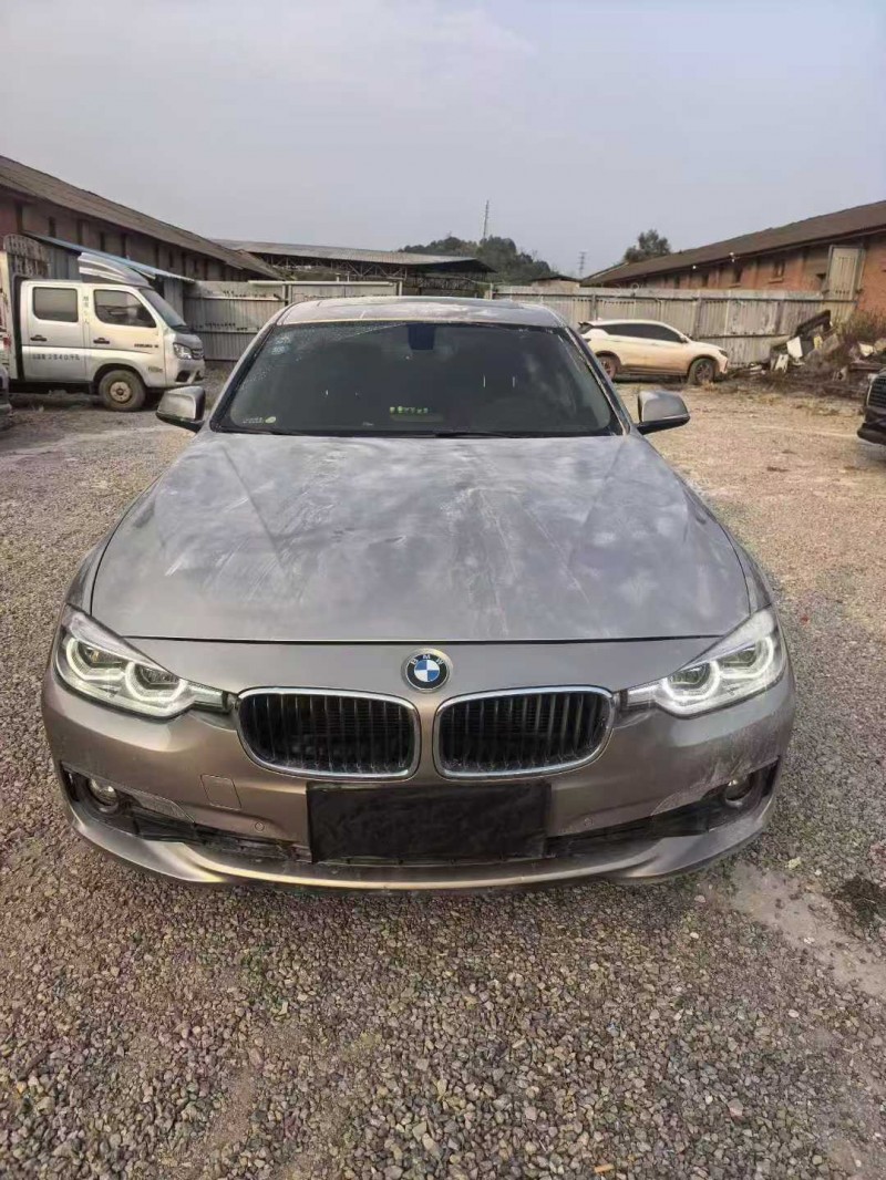 楚雄16年寶馬3系1