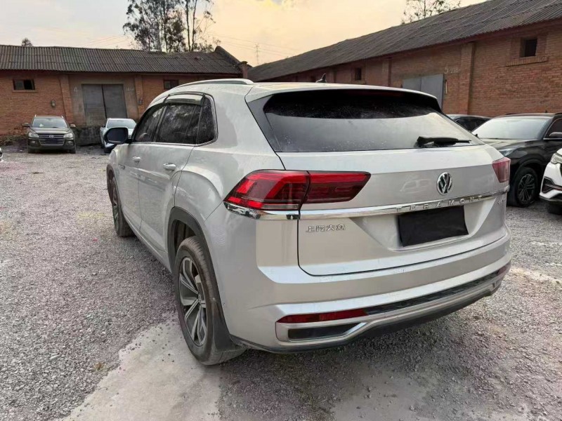 楚雄21年大眾途昂4