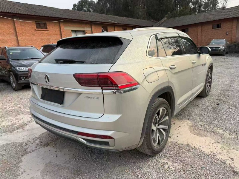 楚雄21年大眾途昂5