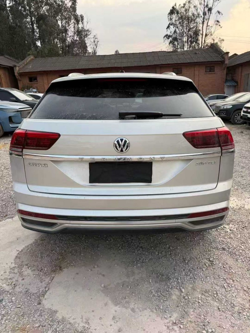 楚雄21年大眾途昂6