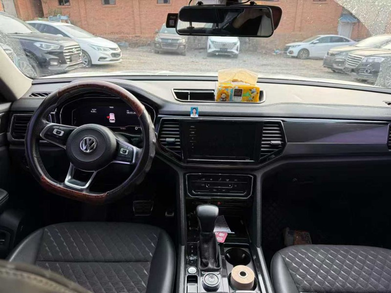 楚雄21年大眾途昂8