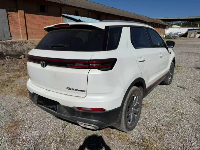 楚雄21年长安汽车CS555