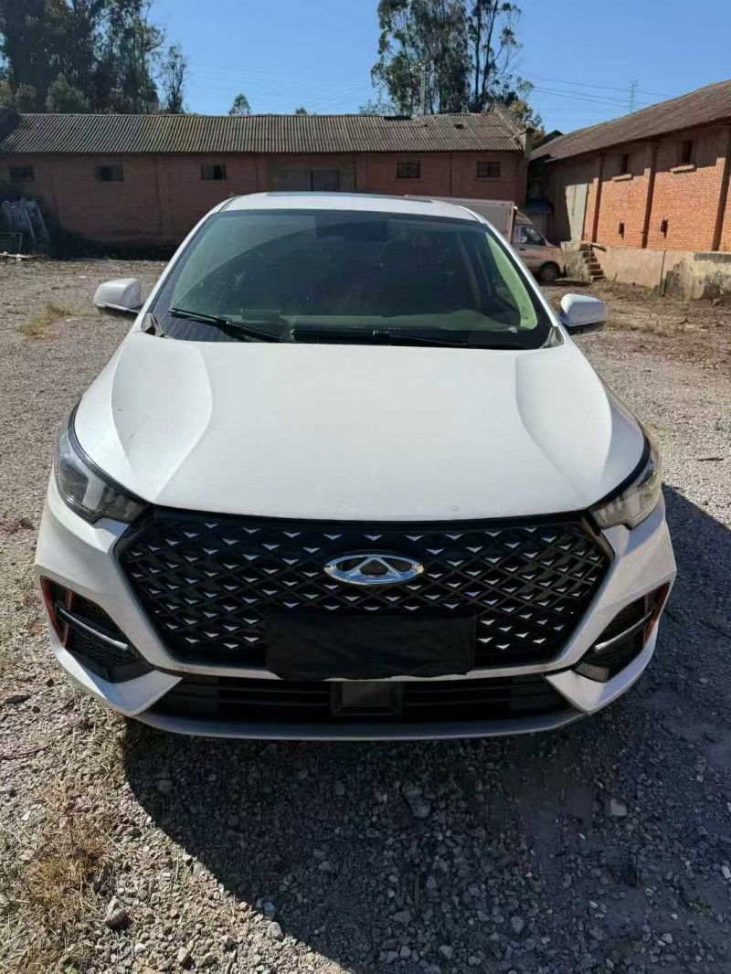 楚雄24年奇瑞艾瑞泽1