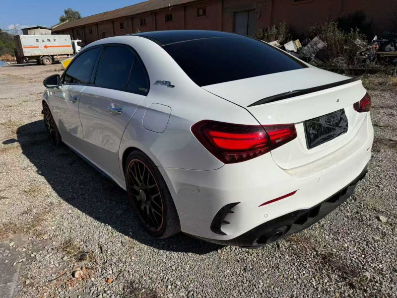 楚雄24年奔驰AMG5