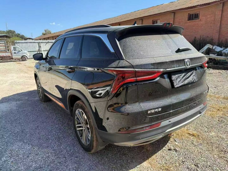 楚雄21年长安汽车CS754