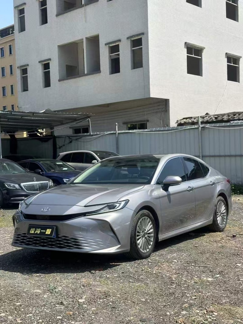 广州25年丰田凯美瑞2