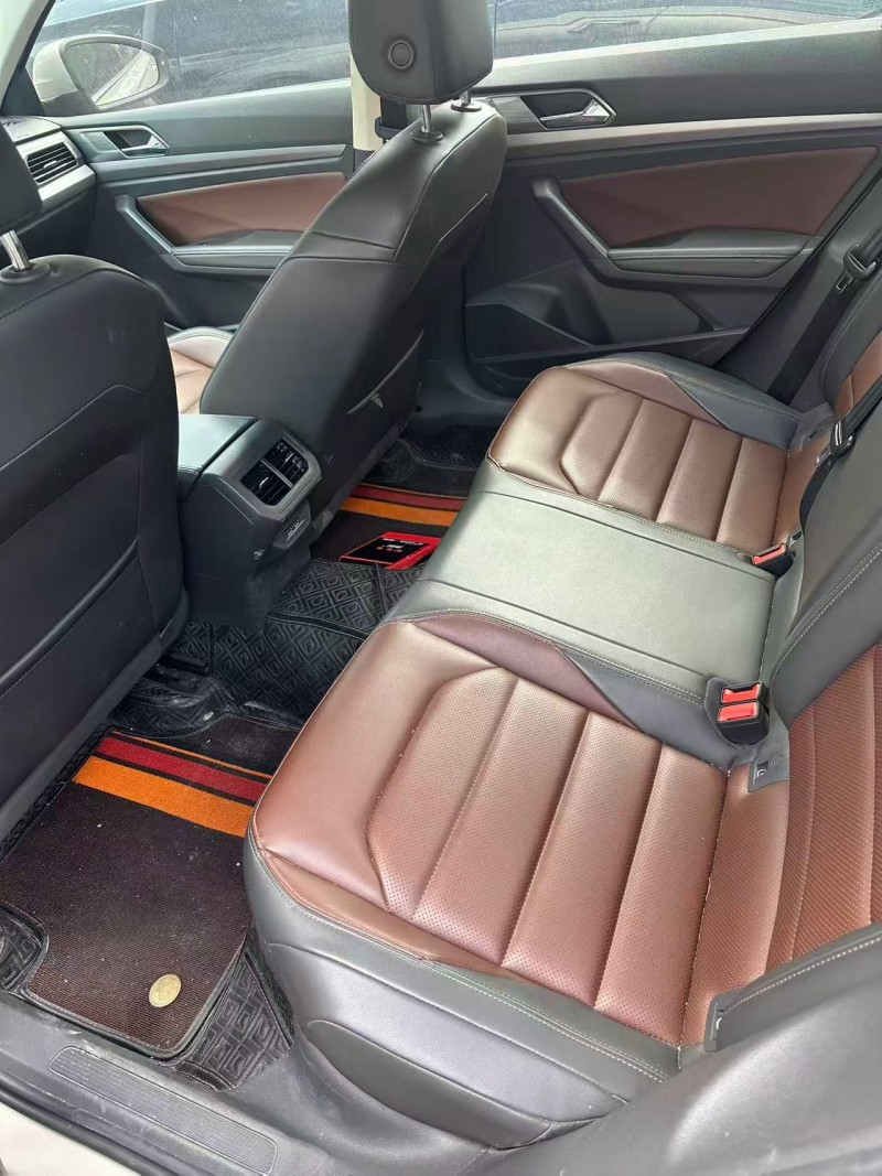 景德镇20年大众朗逸2