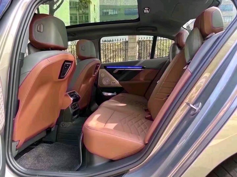 广州25年宝马5系5