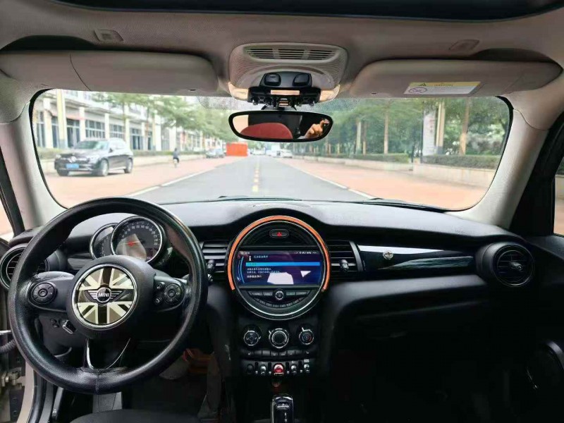 东莞19年MINICooper5