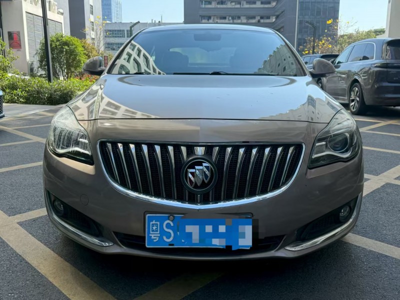 深圳15年别克君威1