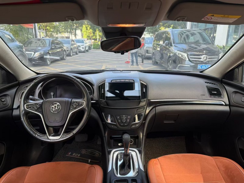 深圳15年别克君威3