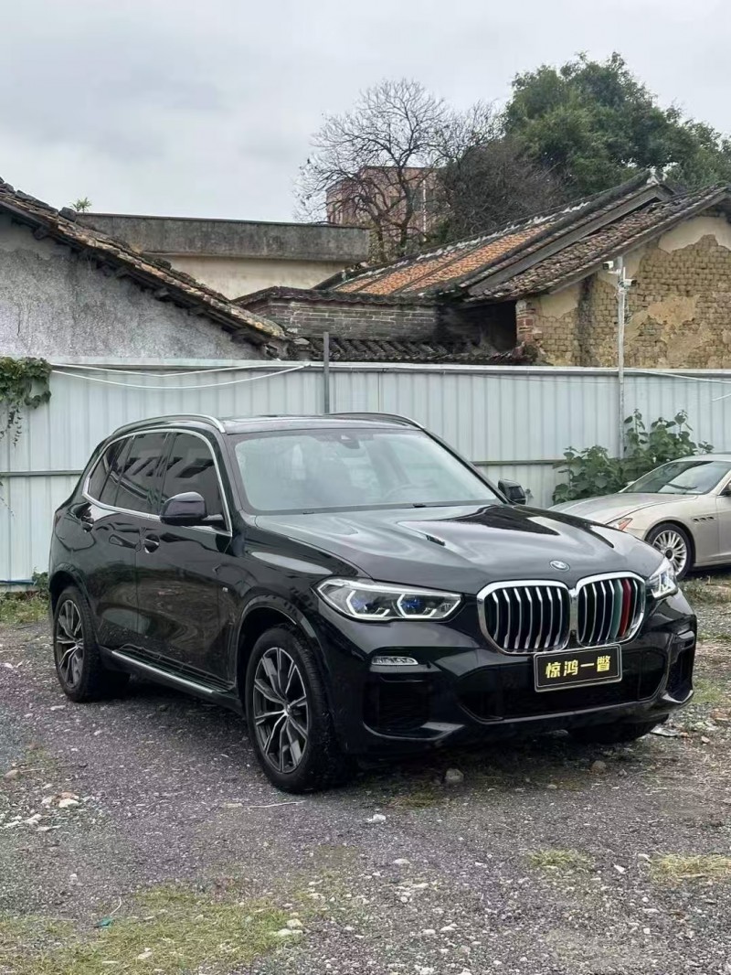 广州21年宝马X52