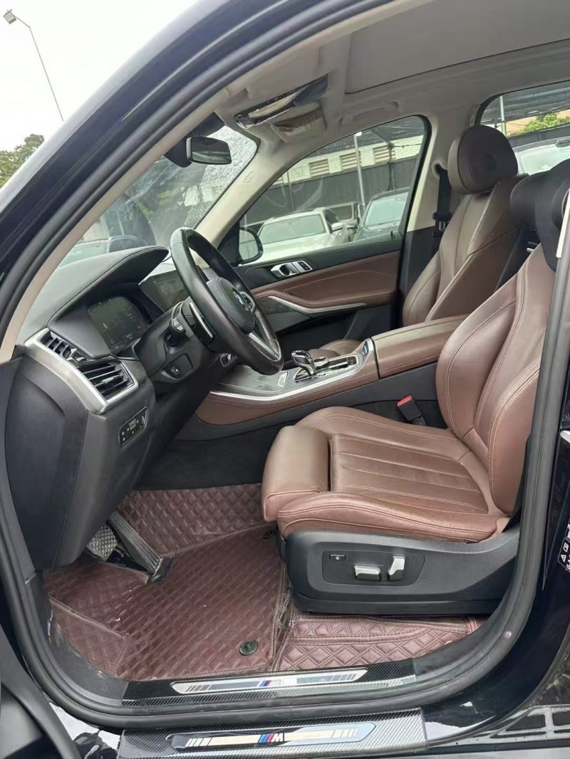 广州21年宝马X55