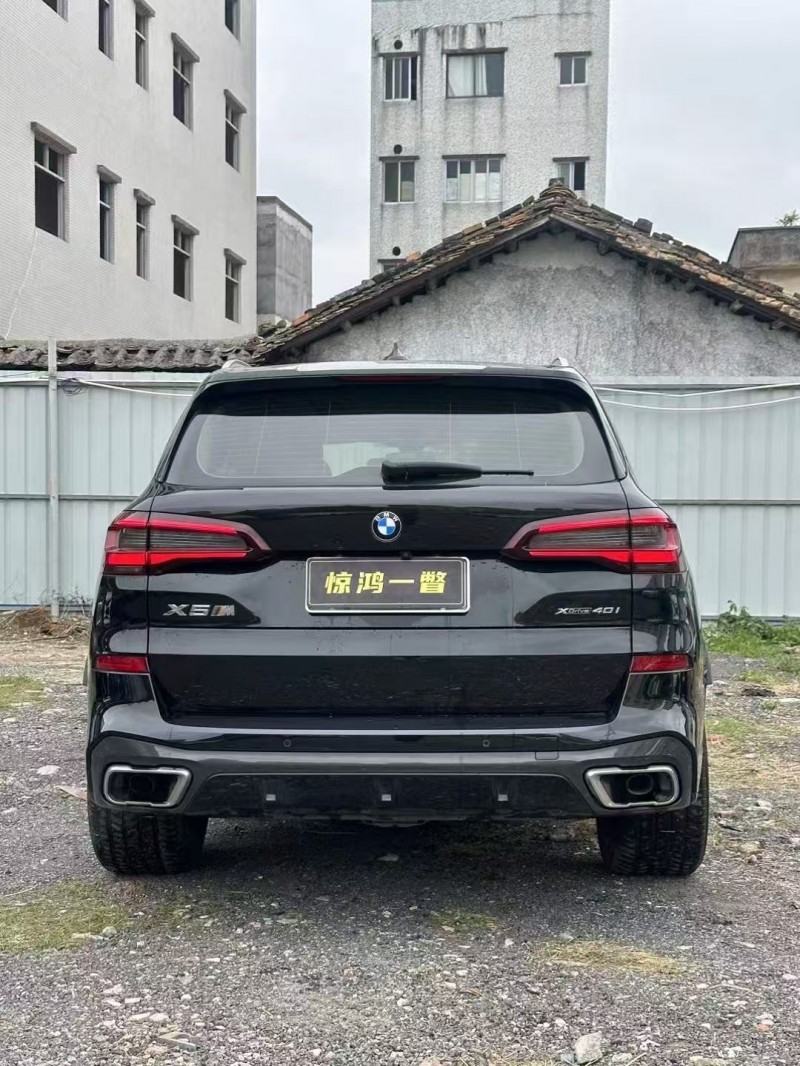 广州21年宝马X59