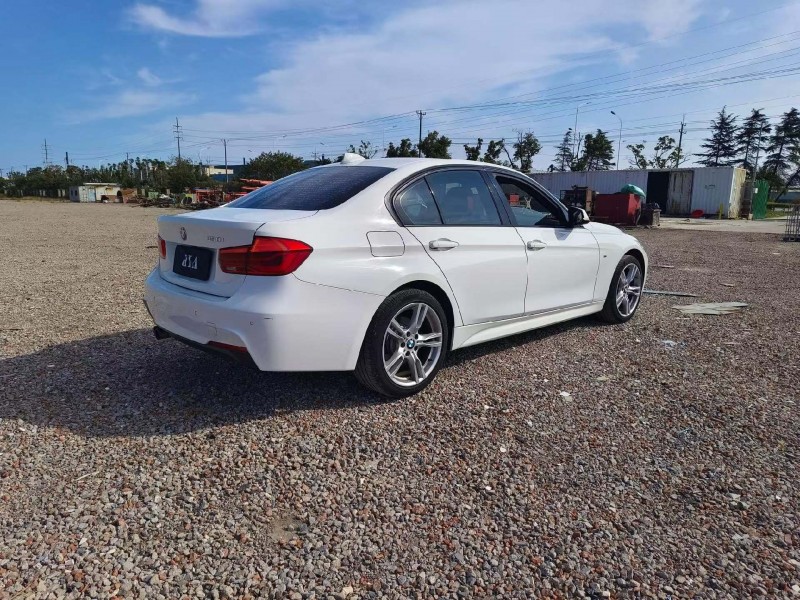 苏州17年宝马3系7