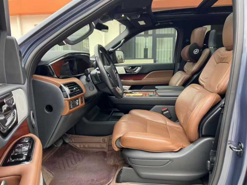 唐山24年林肯领航员4