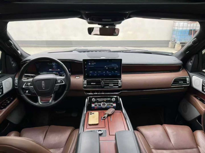 唐山24年林肯领航员6