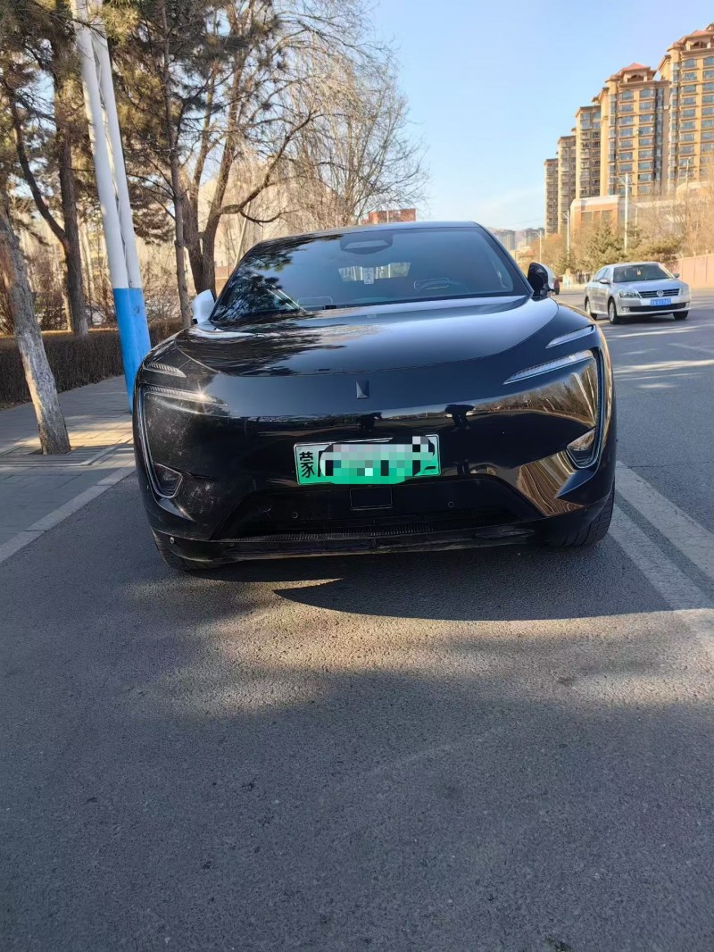 呼和浩特23年阿维塔111