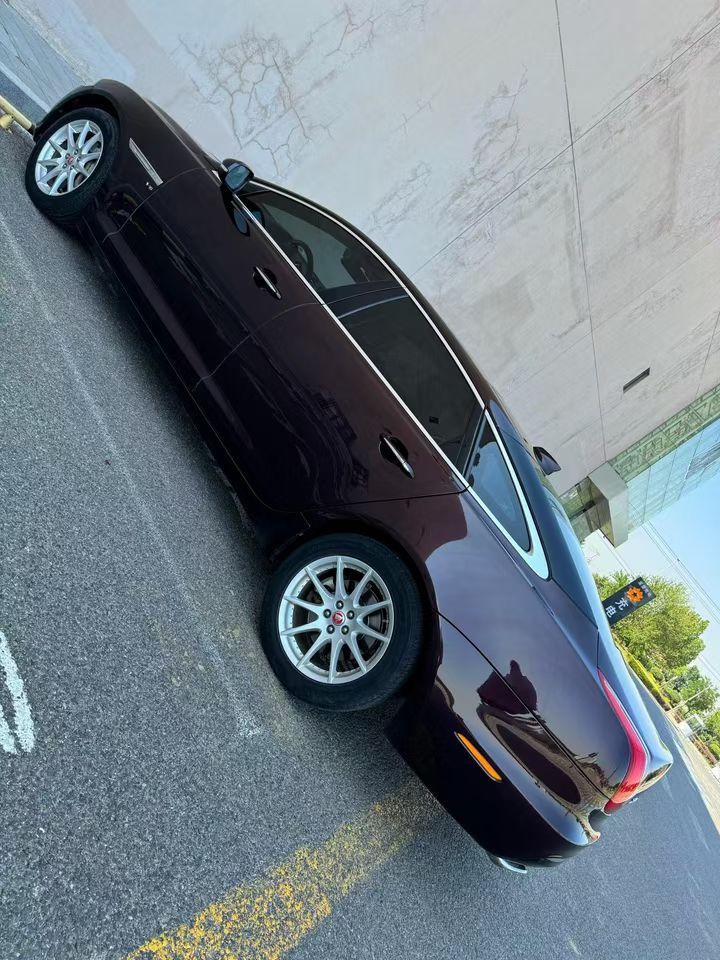 营口18年捷豹XJL7