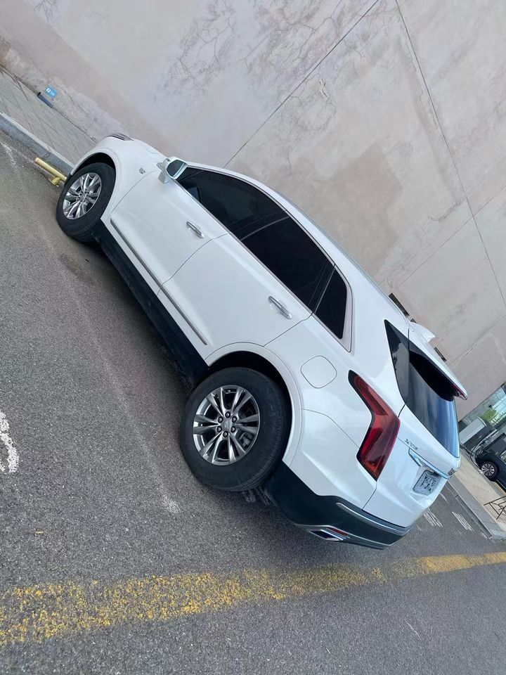 营口22年凯迪拉克XT59