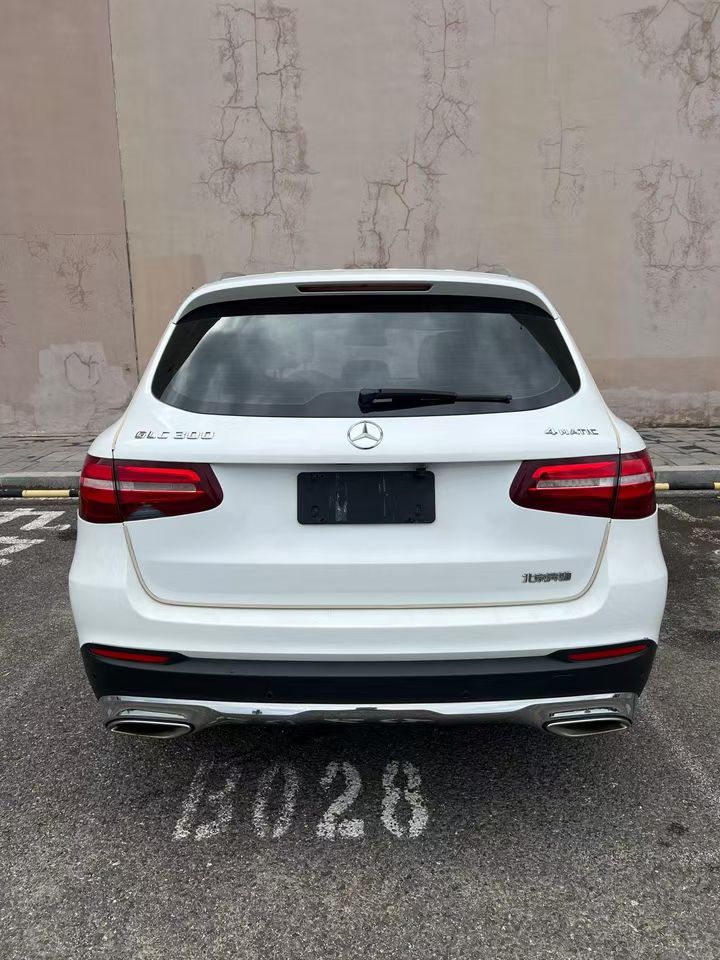 营口16年奔驰GLC6