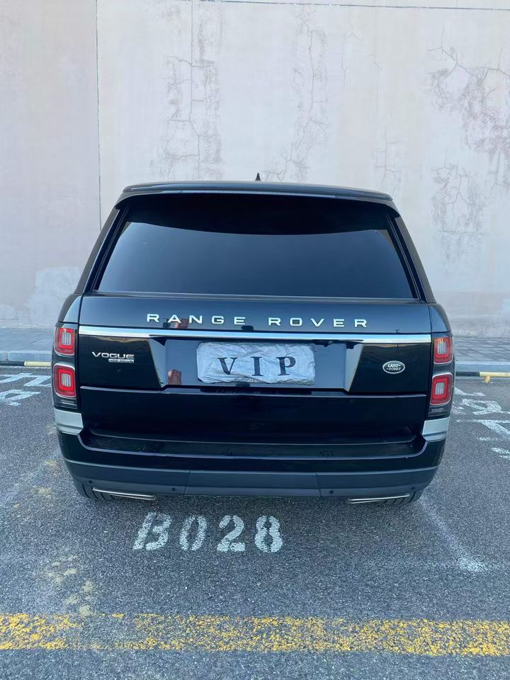 营口21年路虎揽胜行政8