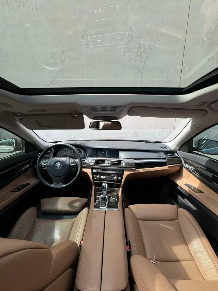 营口13年宝马7系4