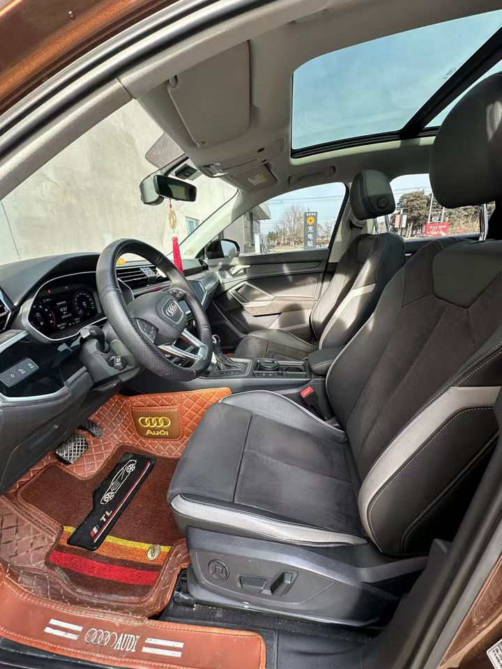 营口19年奥迪Q33