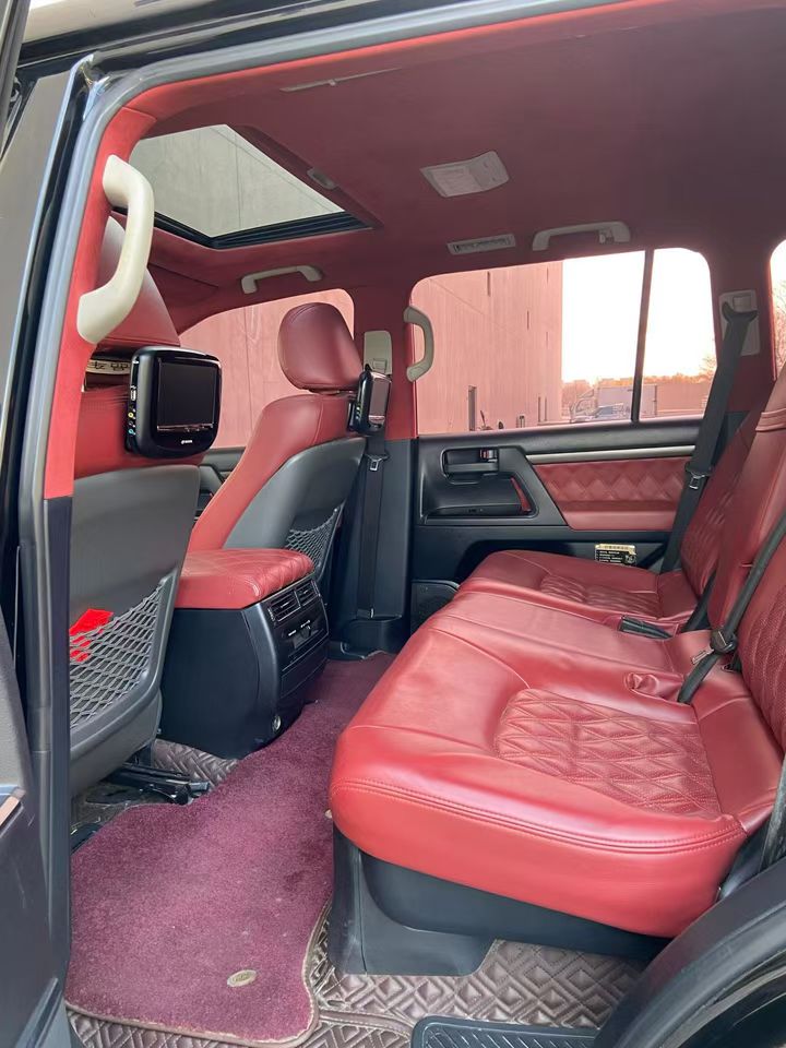 营口17年丰田兰德酷路泽5