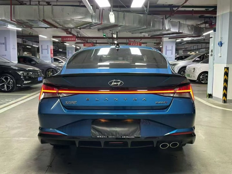 成都21年现代伊兰特9