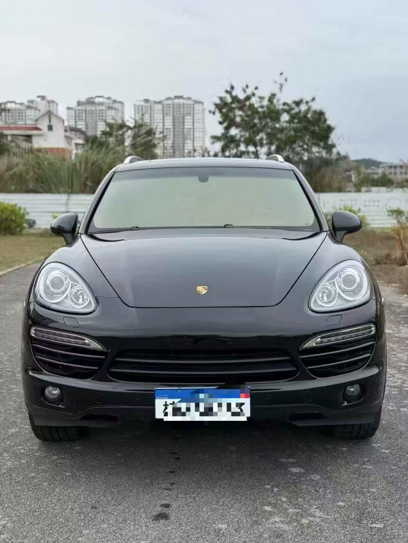汕头14年保时捷卡宴1