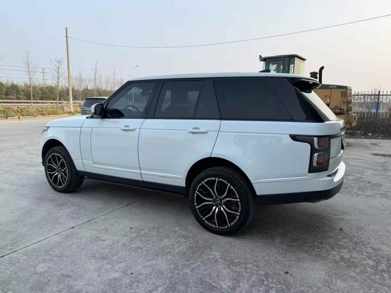 徐州19年路虎揽胜行政8