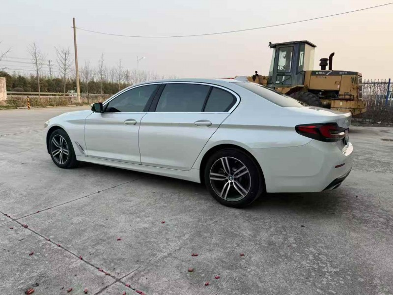徐州21年宝马5系8