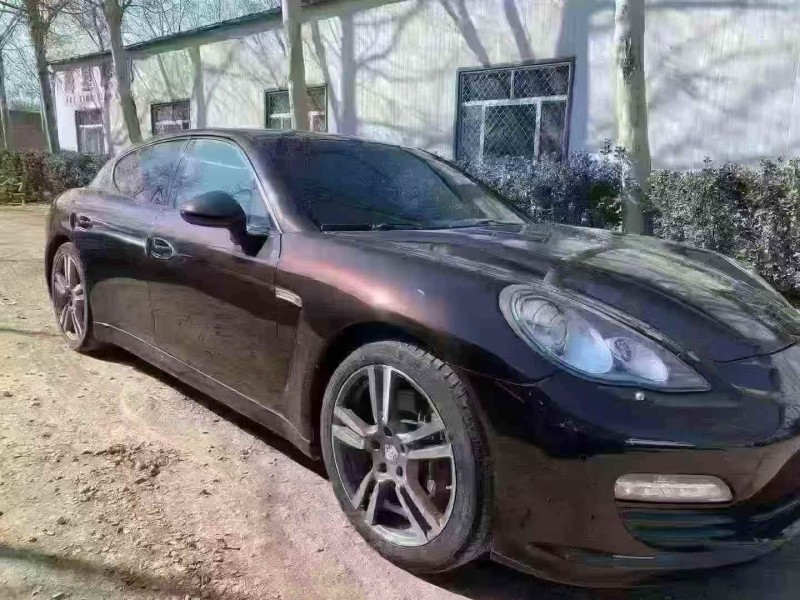 潍坊13年保时捷帕拉梅拉2